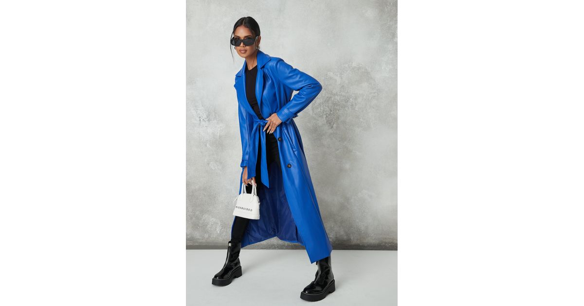 Manteau trench bleu en similicuir avec ceinture Missguided en coloris Bleu  - Lyst