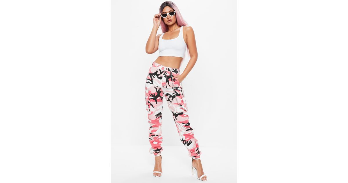 Missguided Synthetic Premium Pink Camo Cargo Chain ...