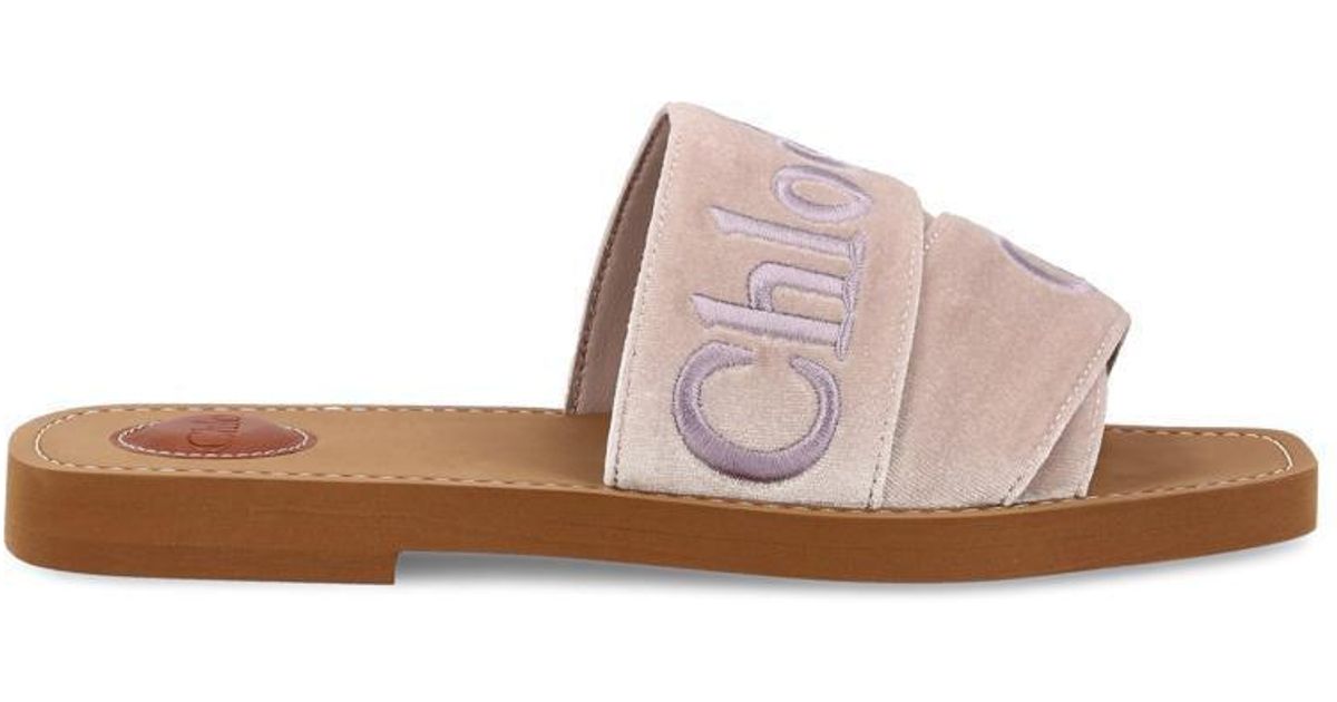 CHLOÉ 26S SLIDE SANDALS IN WHITE LAMBSKIN