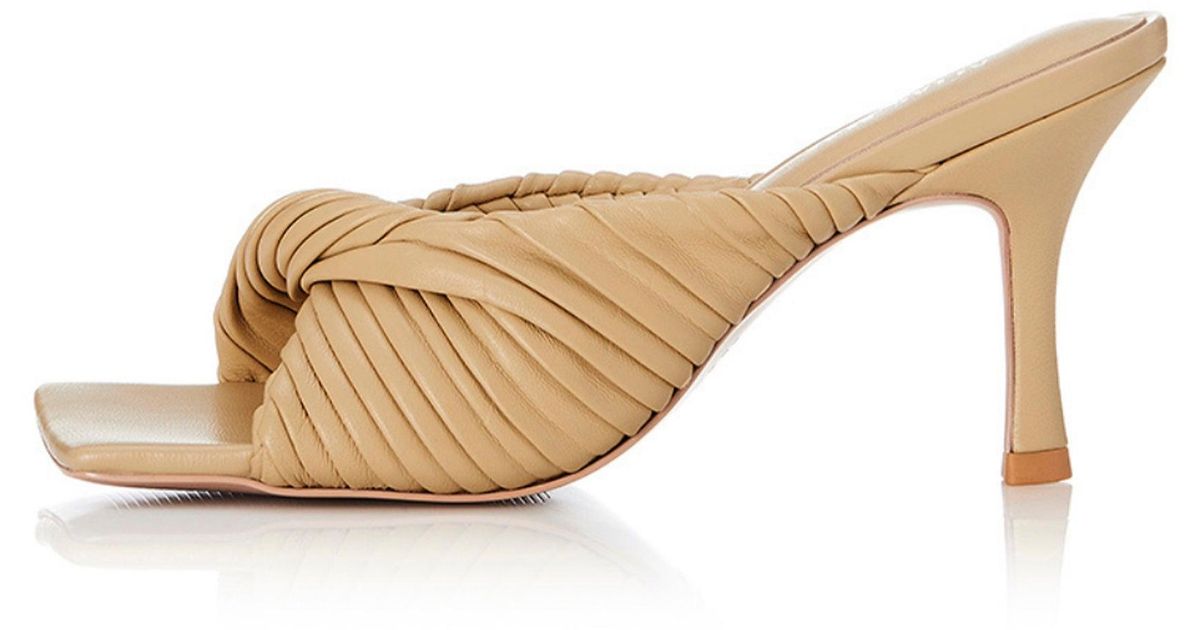 alias mae flora heel