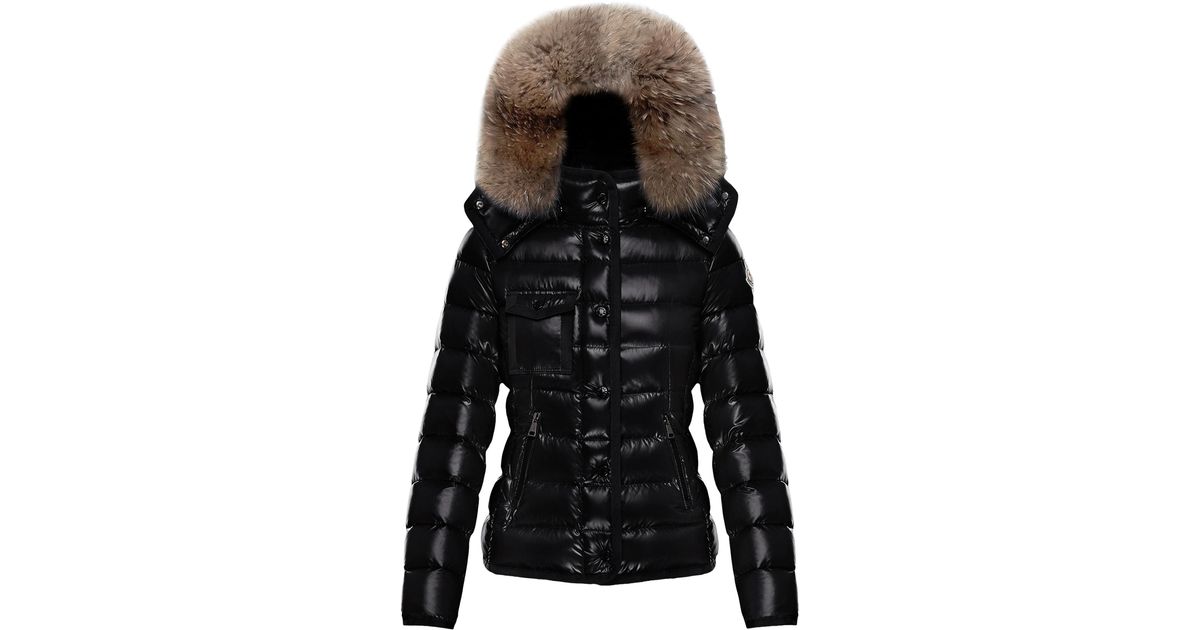 Moncler Armoise Short Down Jacket in Black | Lyst