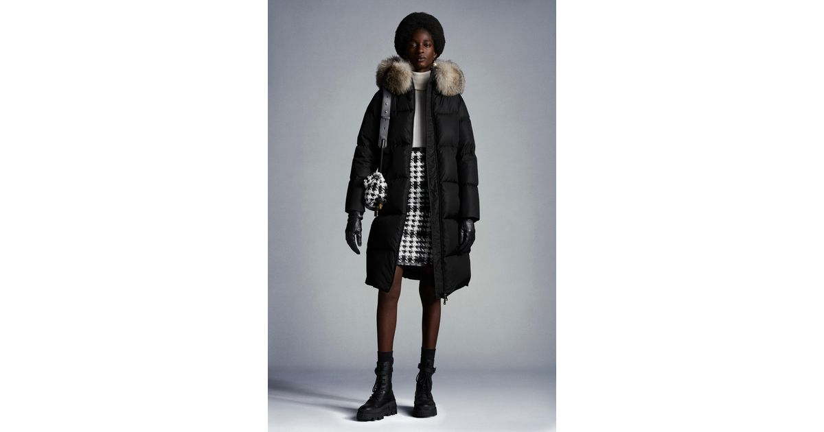 Moncler Marrionnier Long Down Jacket in Black | Lyst