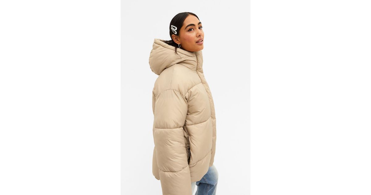 Oversized puffer jacket with hood monki sale