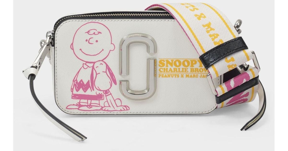Marc Jacobs Snapshot Peanuts Snoopy Bag in Beige (Natural) | Lyst