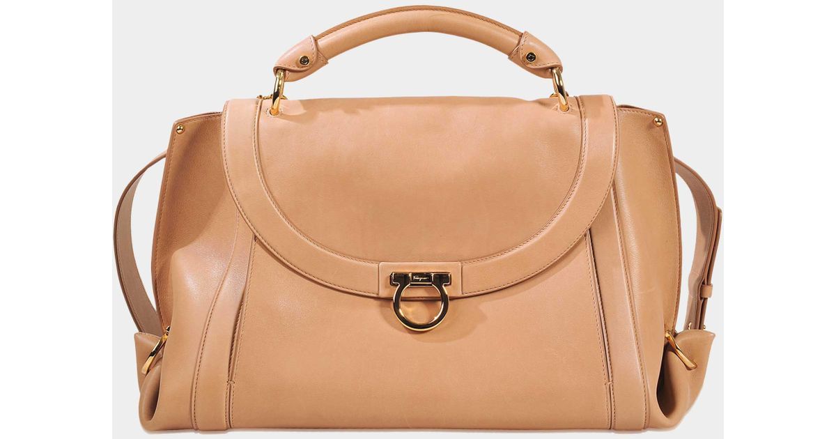 ferragamo suzanna bag