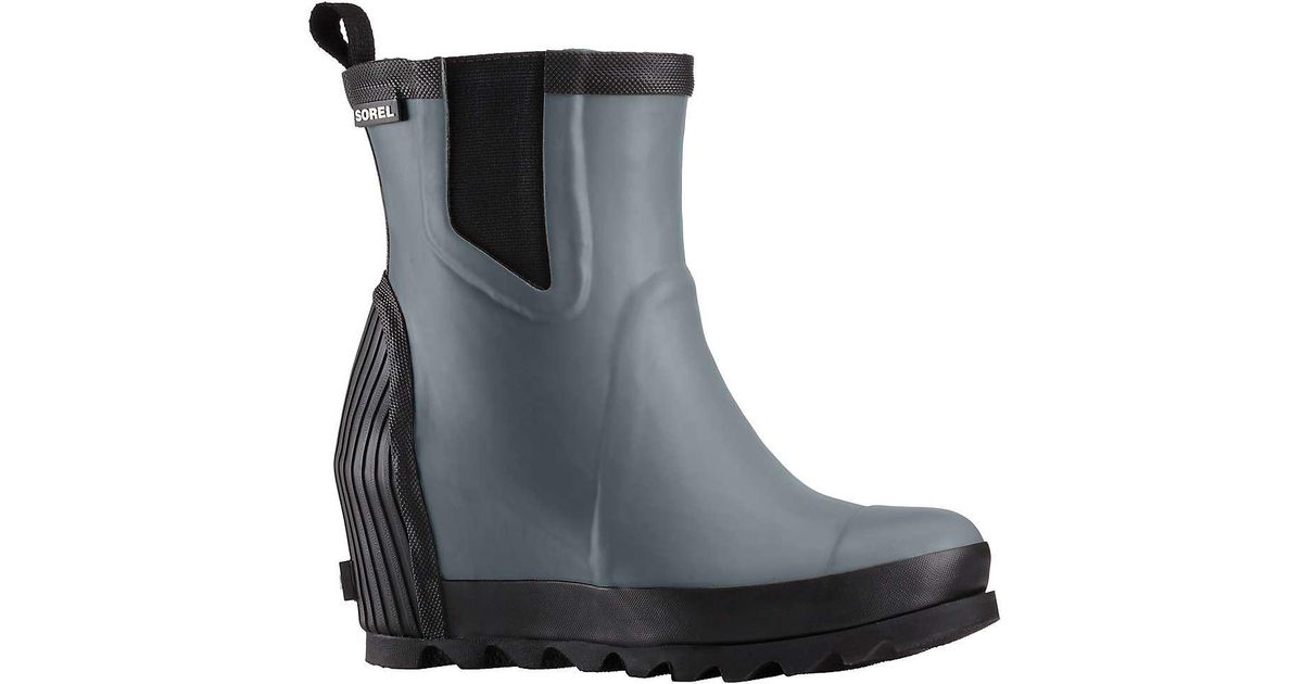 sorel wedge chelsea boot