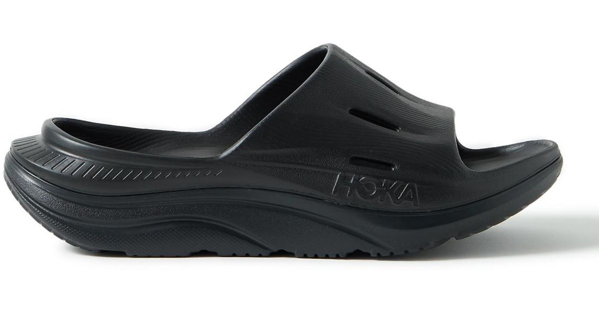hoka one one black ora recovery slides