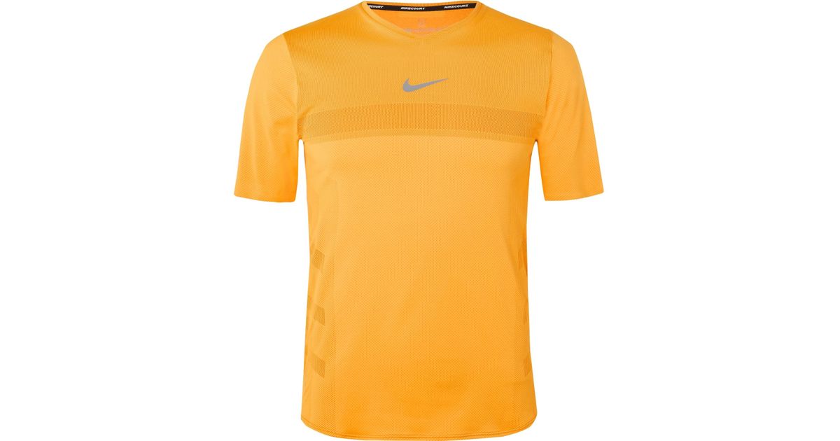 t shirt nike tennis