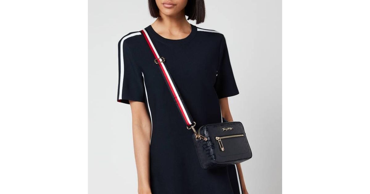 iconic tommy camera bolsa monogram