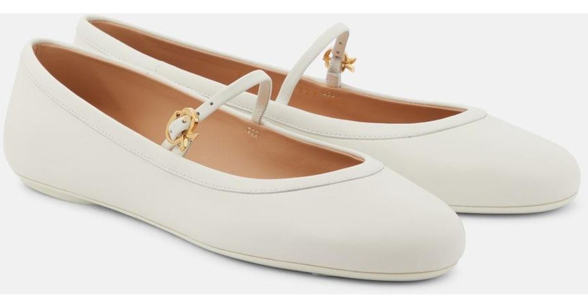 Gianvito Rossi Carla Leather Mary Jane Flats in White | Lyst