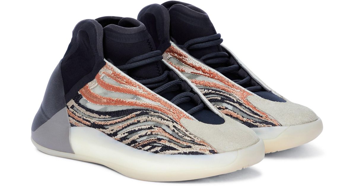 yeezy quantum flash orange outfit