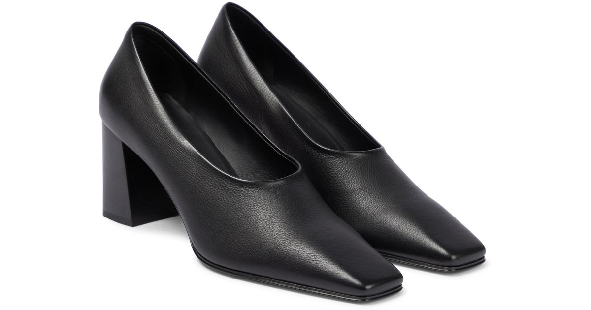 the row loafer pump