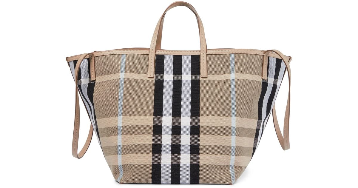 Burberry Beach Medium Canvas Tote in Natural | Lyst