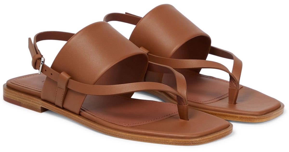 loro sandals
