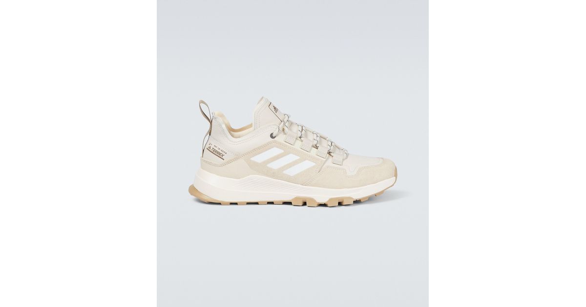 adidas Urban Terrex Leather Hiking Sneakers in Beige (Natural) for Men -  Lyst