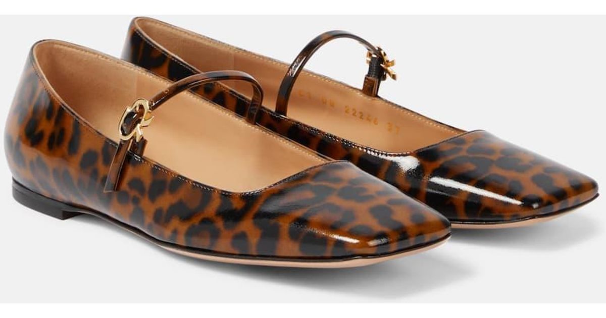Gianvito Rossi Christina Patent Leather Mary Jane Flats in Brown | Lyst