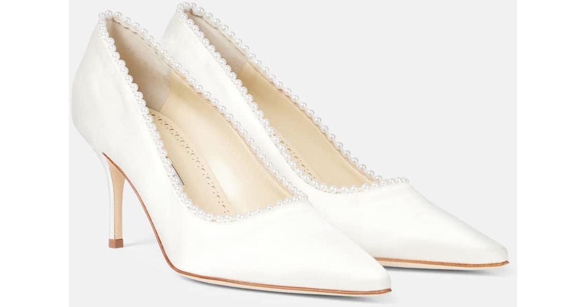 Manolo Blahnik Kifat 70 Embellished Satin Pumps in White Lyst