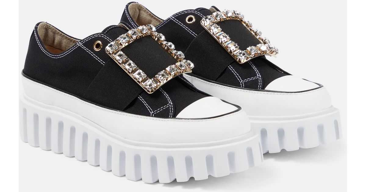 【Roger Vivier】Viv' Go-Thick バックル スリッポン スニーカー Roger Vivier Viv' Go-thick Slip-on Sneakers in Black | Lyst