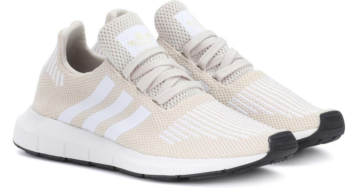 Prelude Beundringsværdig fordom adidas Originals Swift Run Sneakers in Natural | Lyst