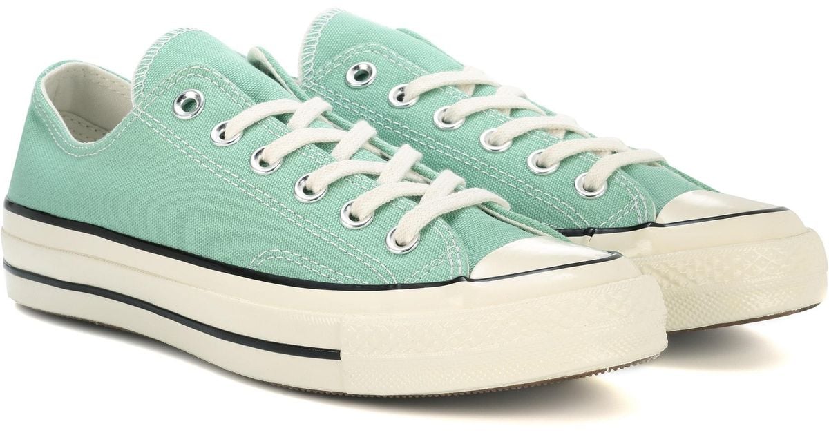 green one star converse