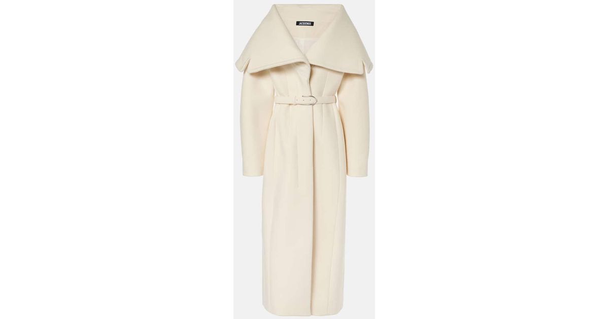 Jacquemus Le Manteau Caruso Belted Wool Coat in Natural | Lyst