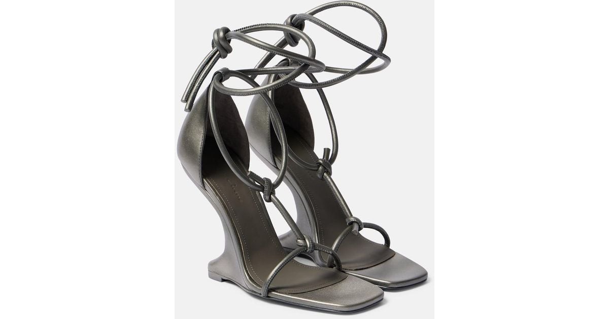 【RICK OWENS】グレー Cantilever 8 Twisted ヒールサンダル 0400020402608_GUNMETAL?wid=600