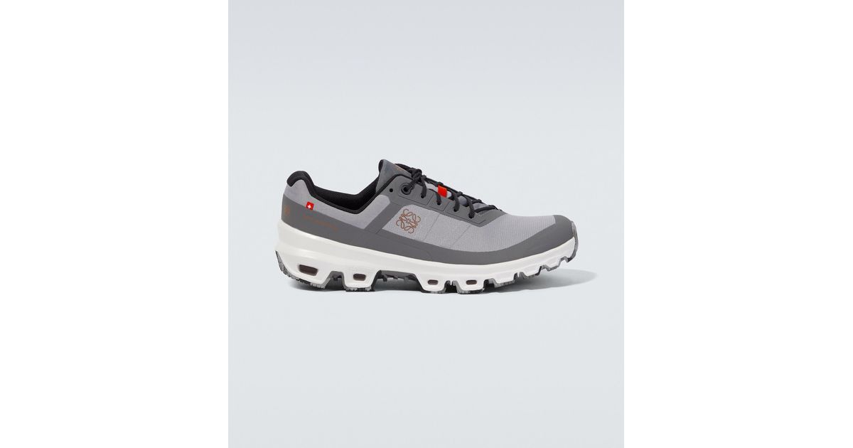 LOEWE x On Cloudventure Gray Running Shoes Limited Edition Excellent!! Loewe x ON Running Cloudventure Sneakers in Grey Loewe main image 4