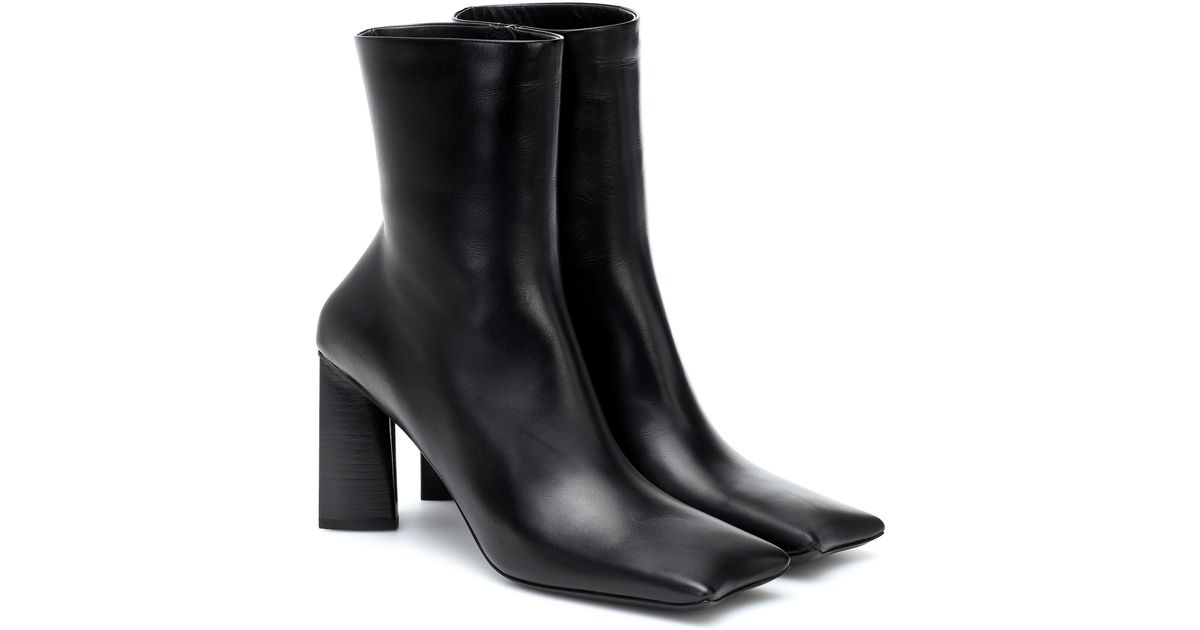 Balenciaga Moon Leather Ankle Boots in Black - Lyst