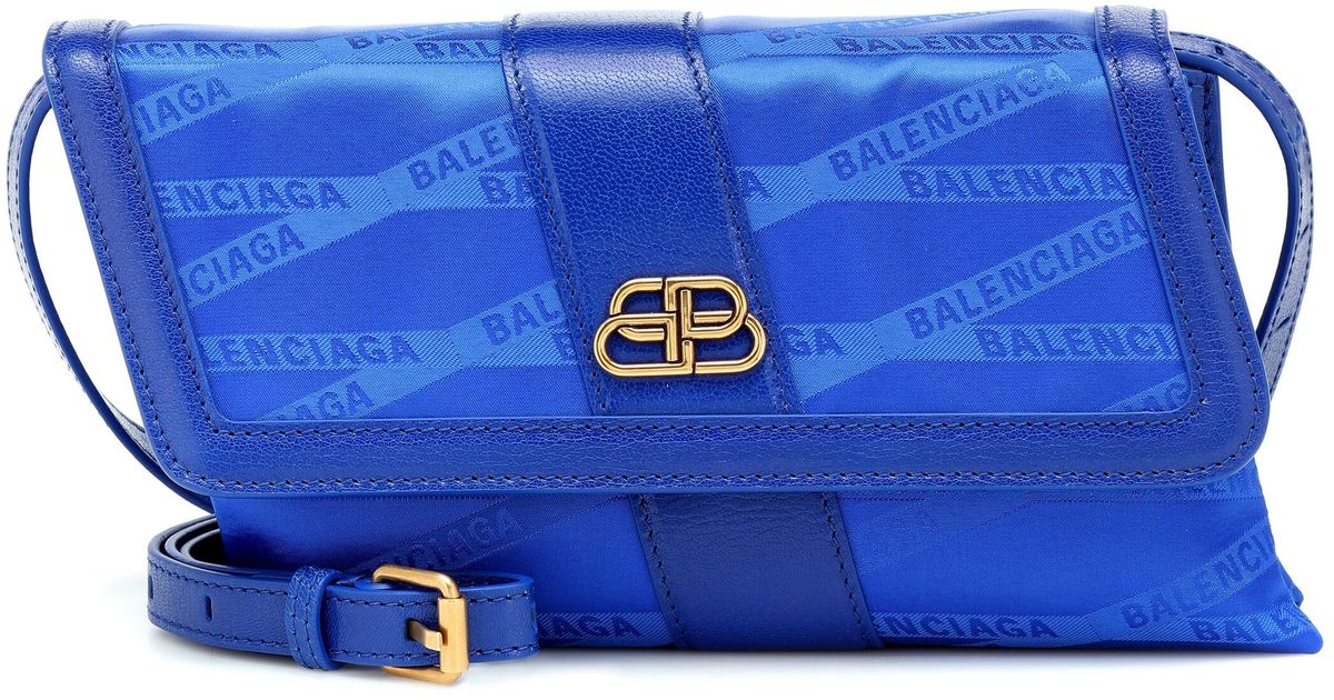 balenciaga shift bag