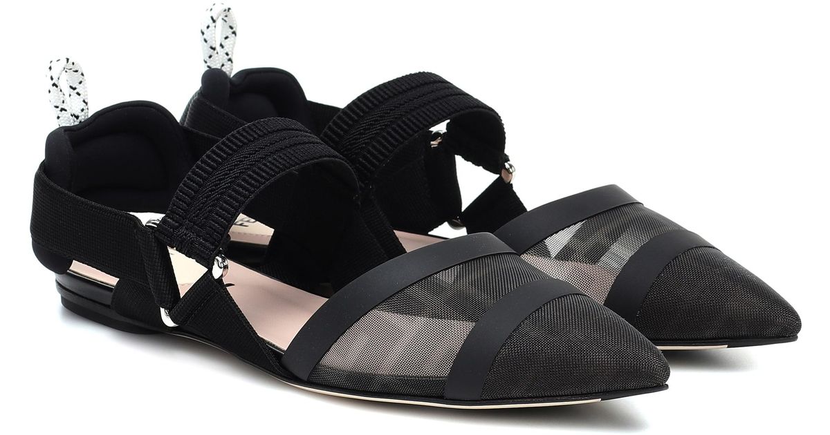 fendi colibri flat