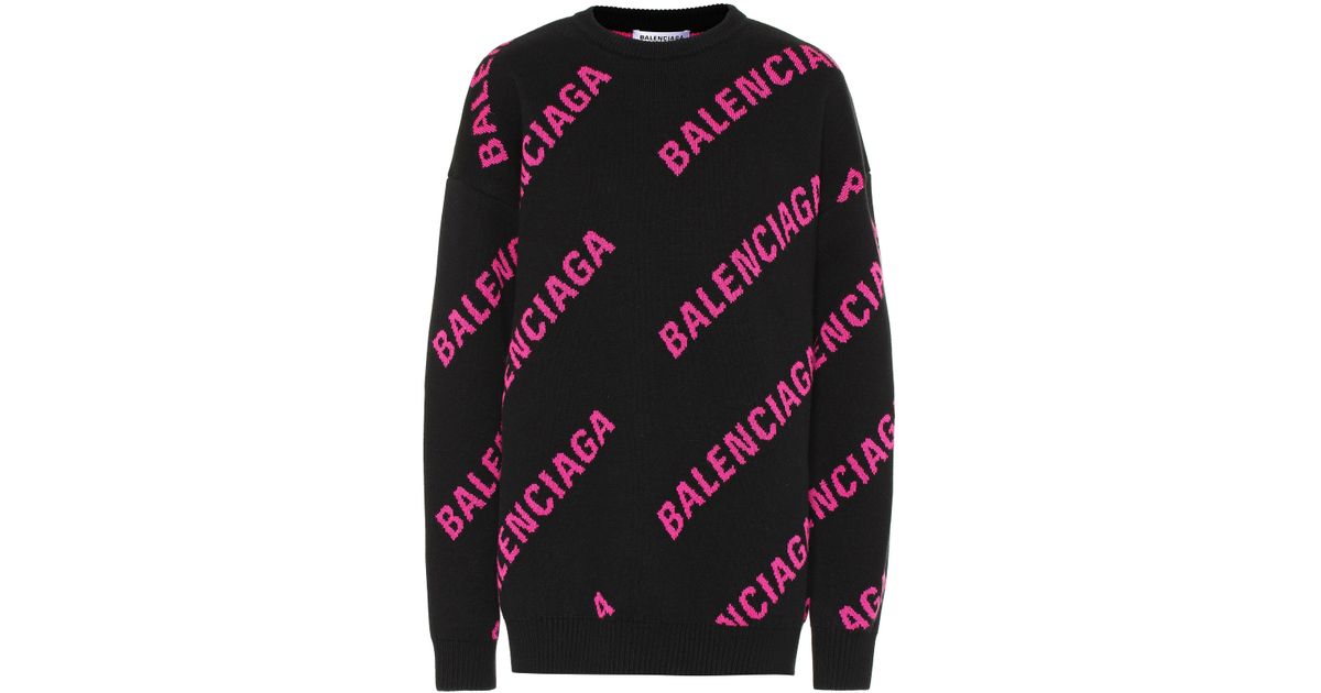 Balenciaga Allover Logo Wool-blend Sweater in Black/Pink (Pink) - Lyst