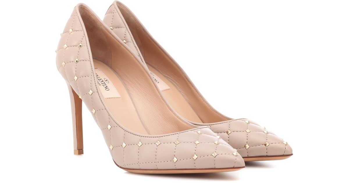 Valentino Rockstud Spike Leather Pumps in Beige (Natural) - Lyst