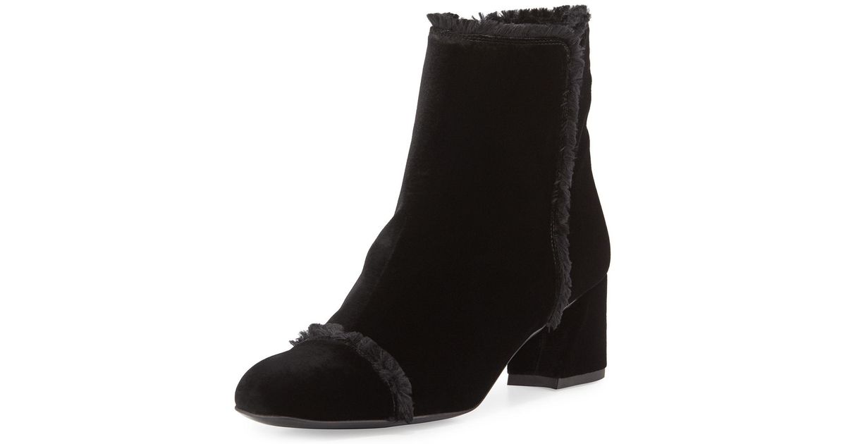 stuart weitzman fringe boots