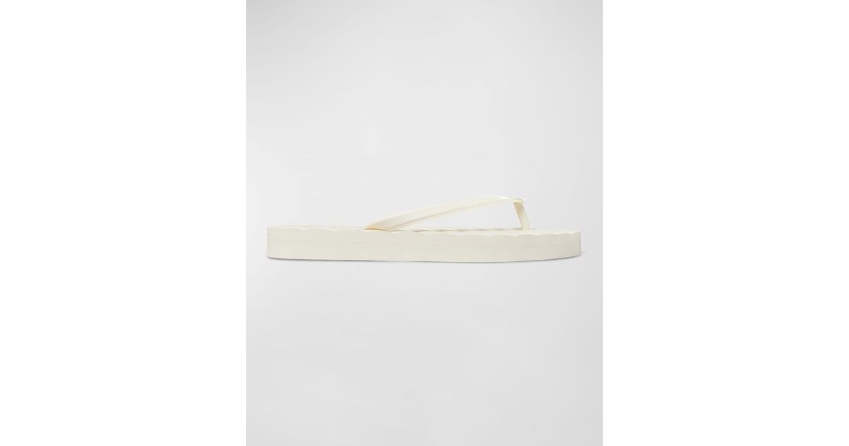 Tory Burch Kira Medallion Flip Flop Sandals in White | Lyst