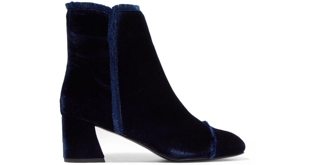 stuart weitzman on the fringe bootie