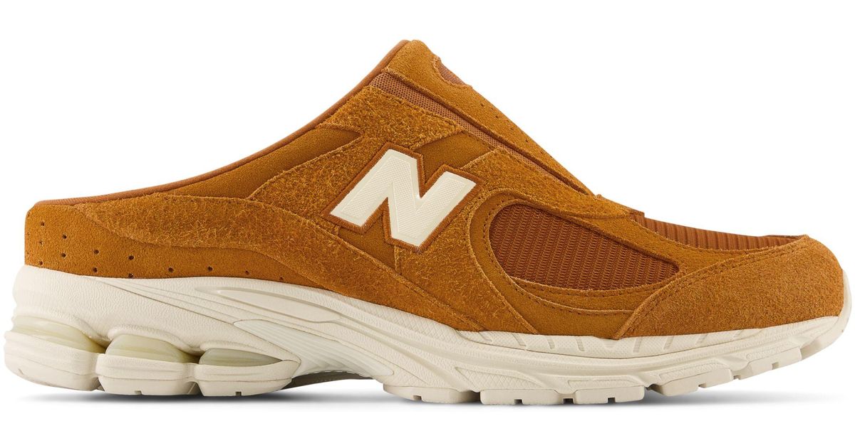 New Balance Unisex 2002rm in Brown | Lyst