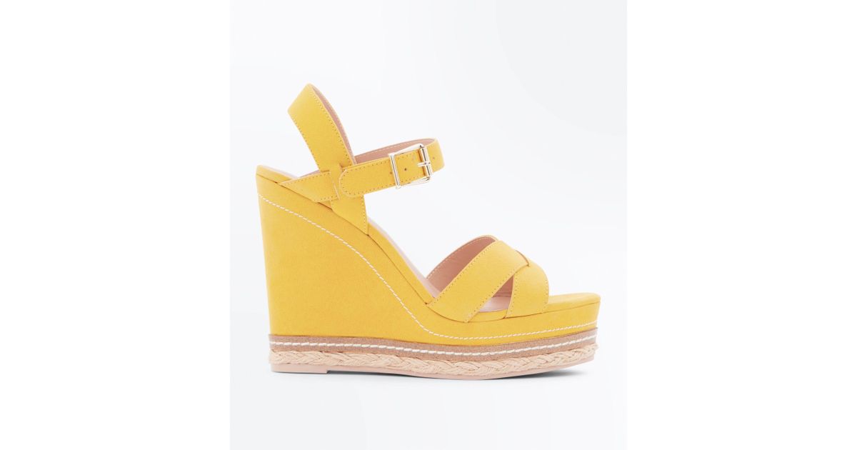 new look yellow wedges