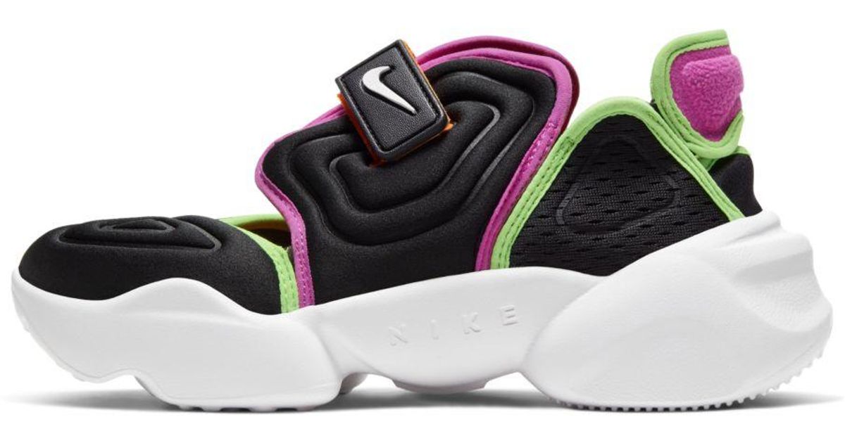 black and aqua nike shoes