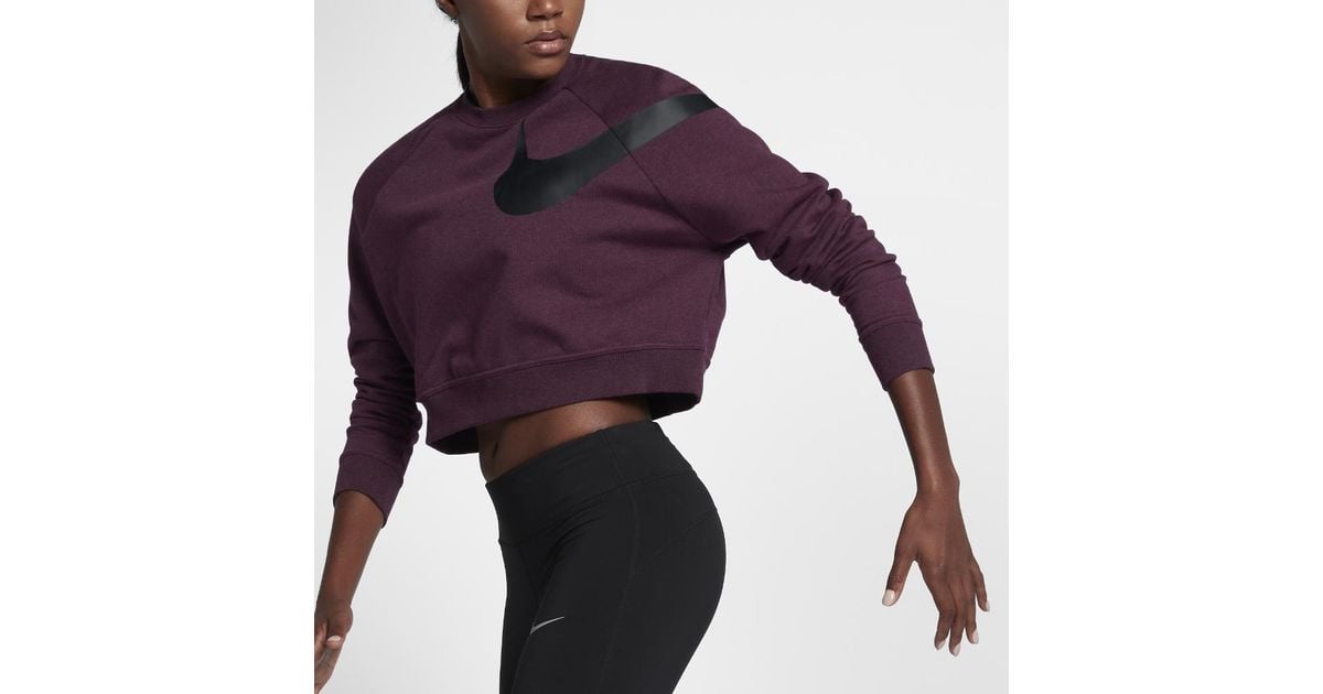 nike dry versa training crop top