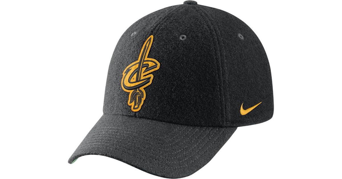 black cavs hat