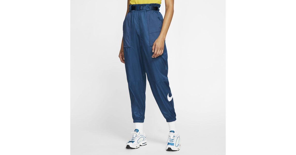 nike women's woven pants