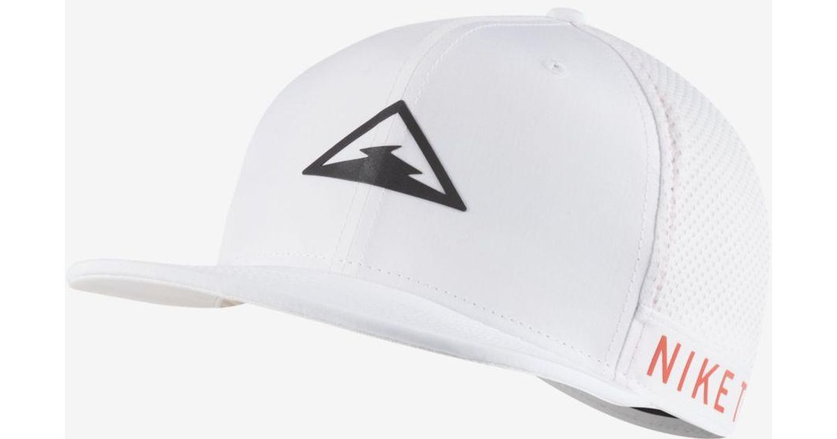 nike trail caps