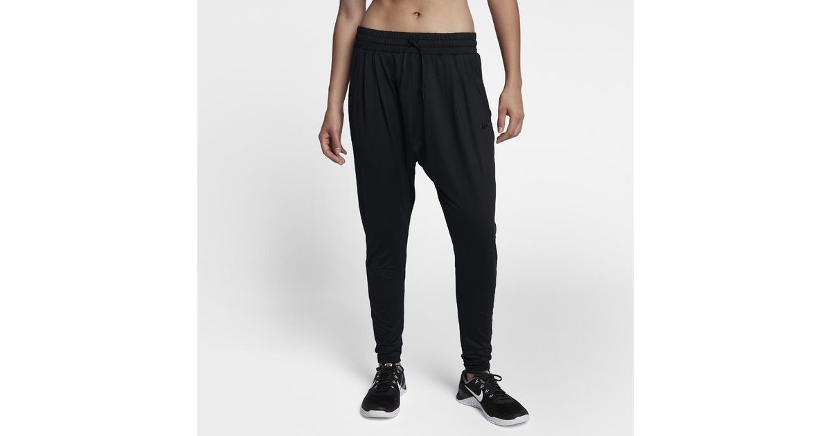 nike women's dry lux flow pants