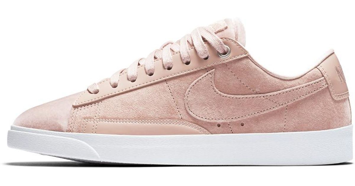 Nike Blazer Low Lx Women's Shoe in Pink | Lyst