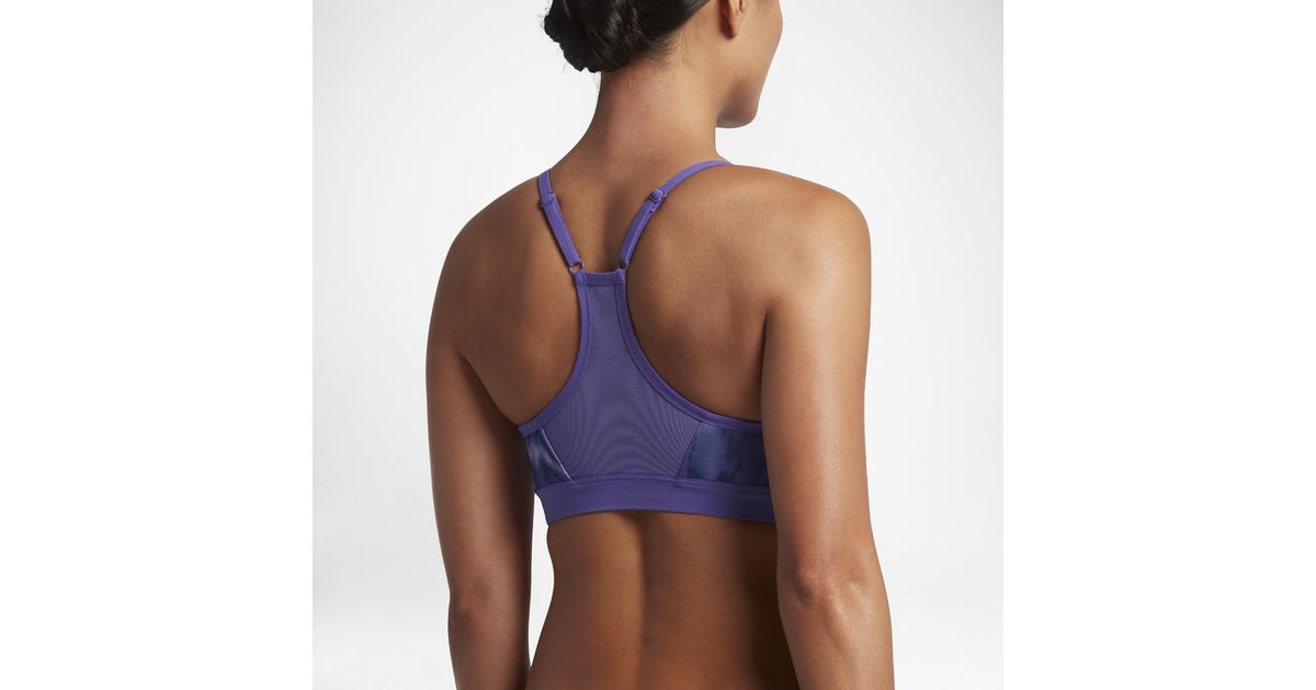 nike women's indy striped light support sports bra
