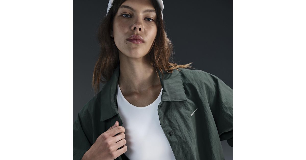 Nike Sportswear Essential Oversized Uv Woven Coaches' Jacket