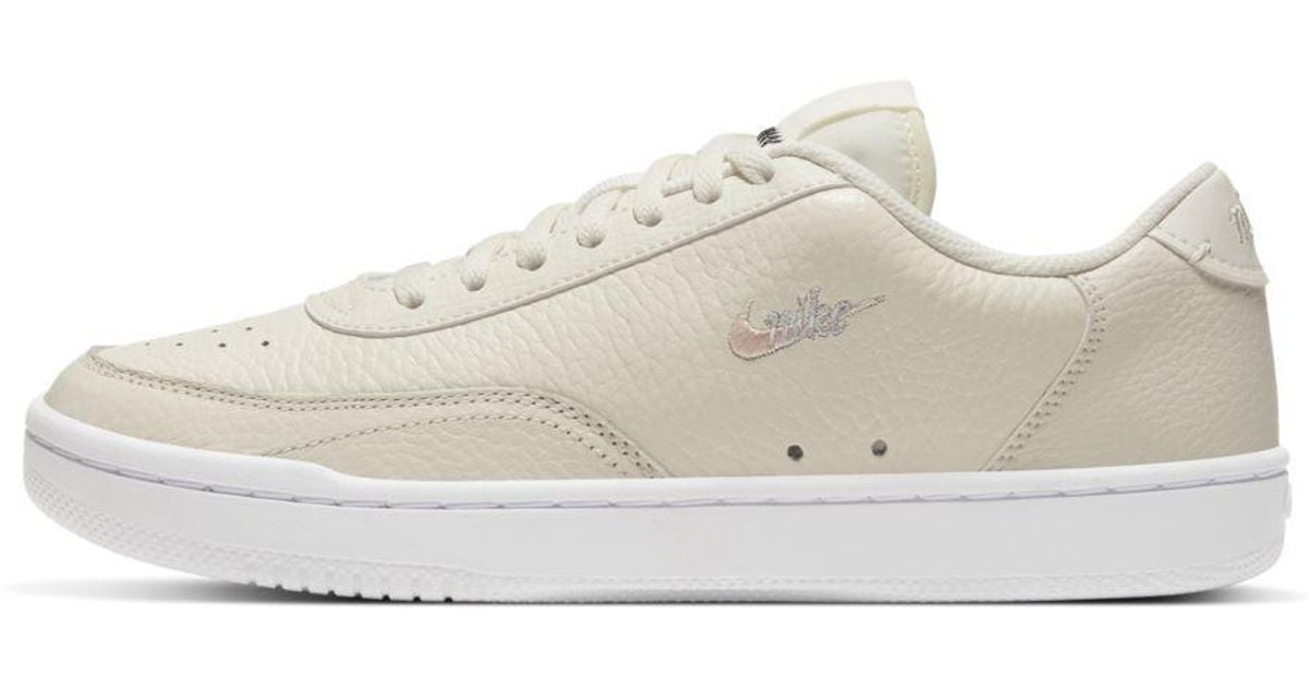 nike court vintage premium beige