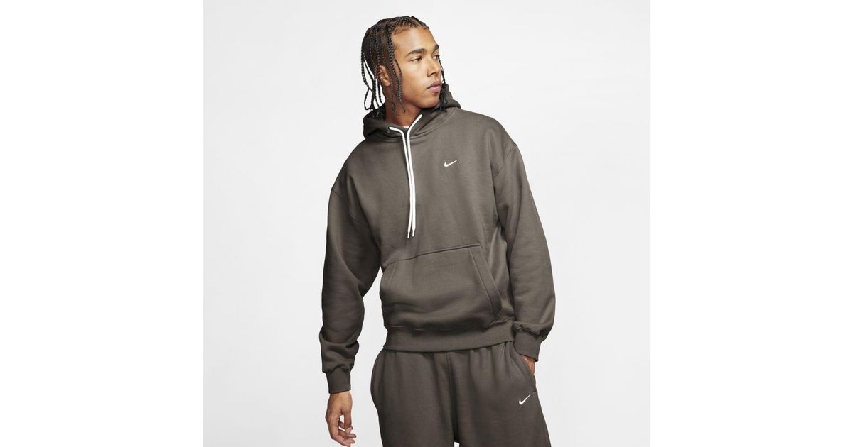 olive grey nike sweatshirt