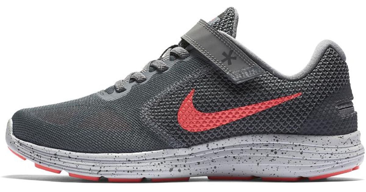 Nike Lace Revolution 3 Flyease Women's Running Shoe in Gray | Lyst