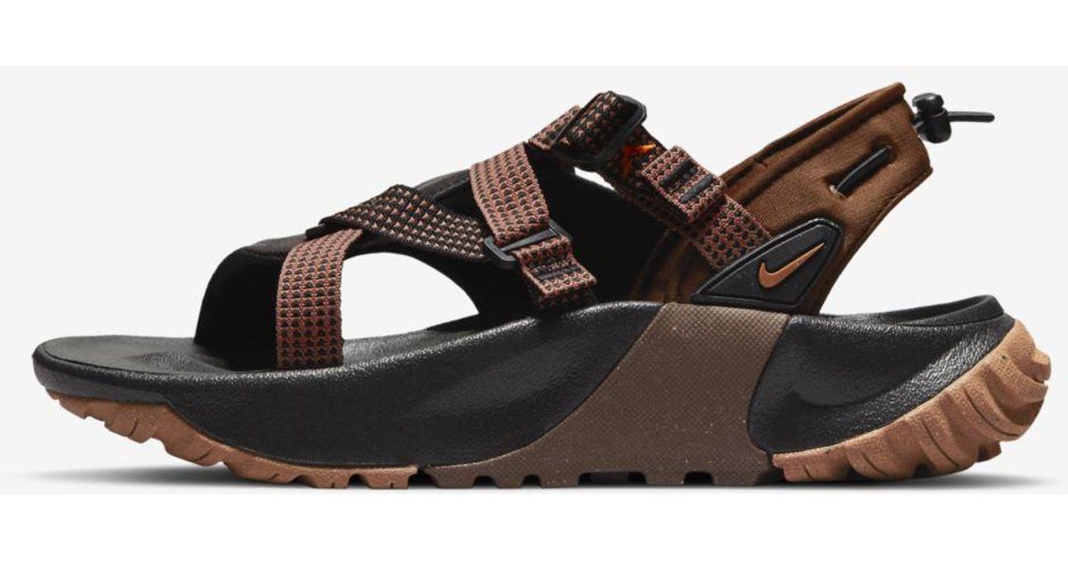 Nike Oneonta Sandal in Brown Lyst